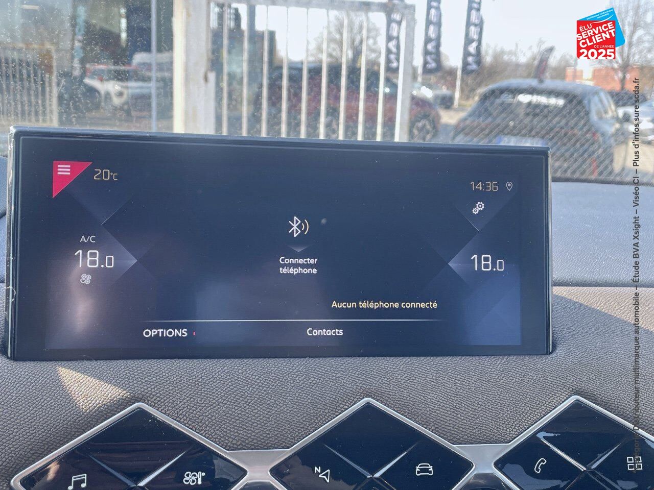 Véhicule d'occasion DS DS 3 CROSSBACK PURETECH 130CH SO CHIC AUTOMATIQUE SIEGES CUIR GPS CAMERA chez Opel Verdun