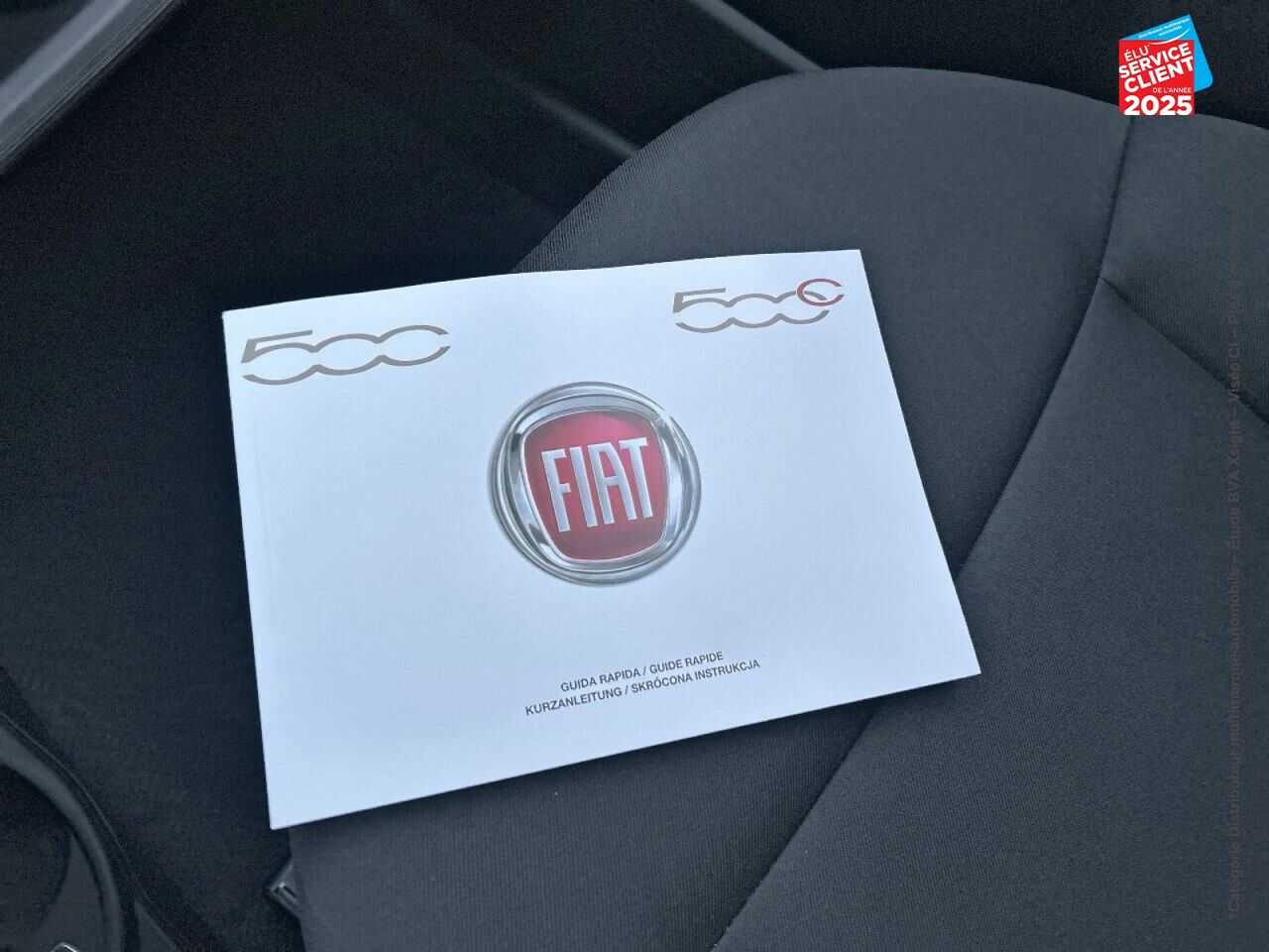 Véhicule d'occasion FIAT 500C 1.0 70CH BSG SS PACK CONFORT chez Opel Bar le Duc