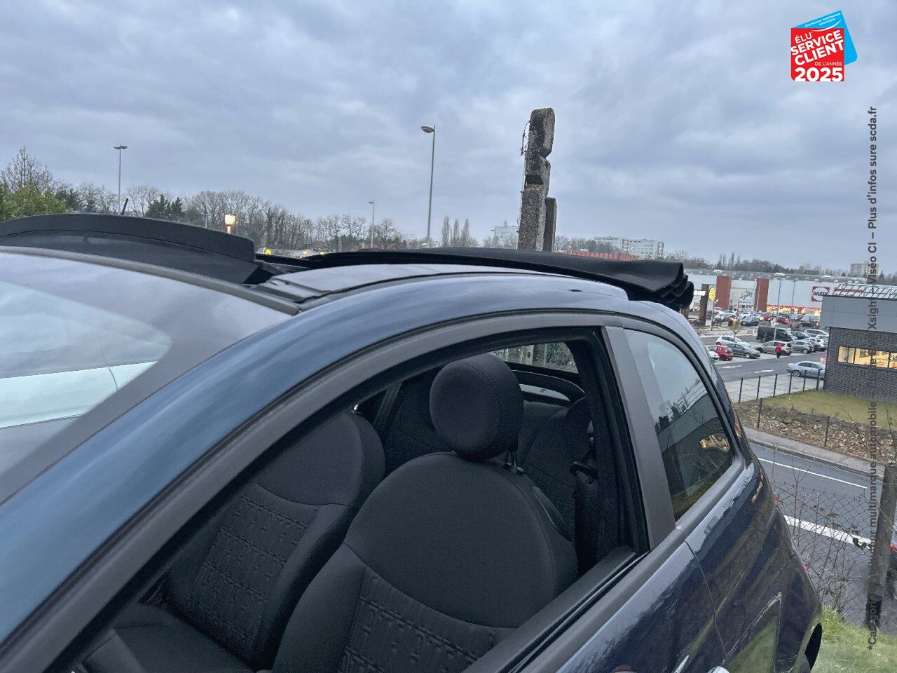 Véhicule d'occasion FIAT 500C 1.0 70CH BSG SS PACK CONFORT chez Opel Bar le Duc