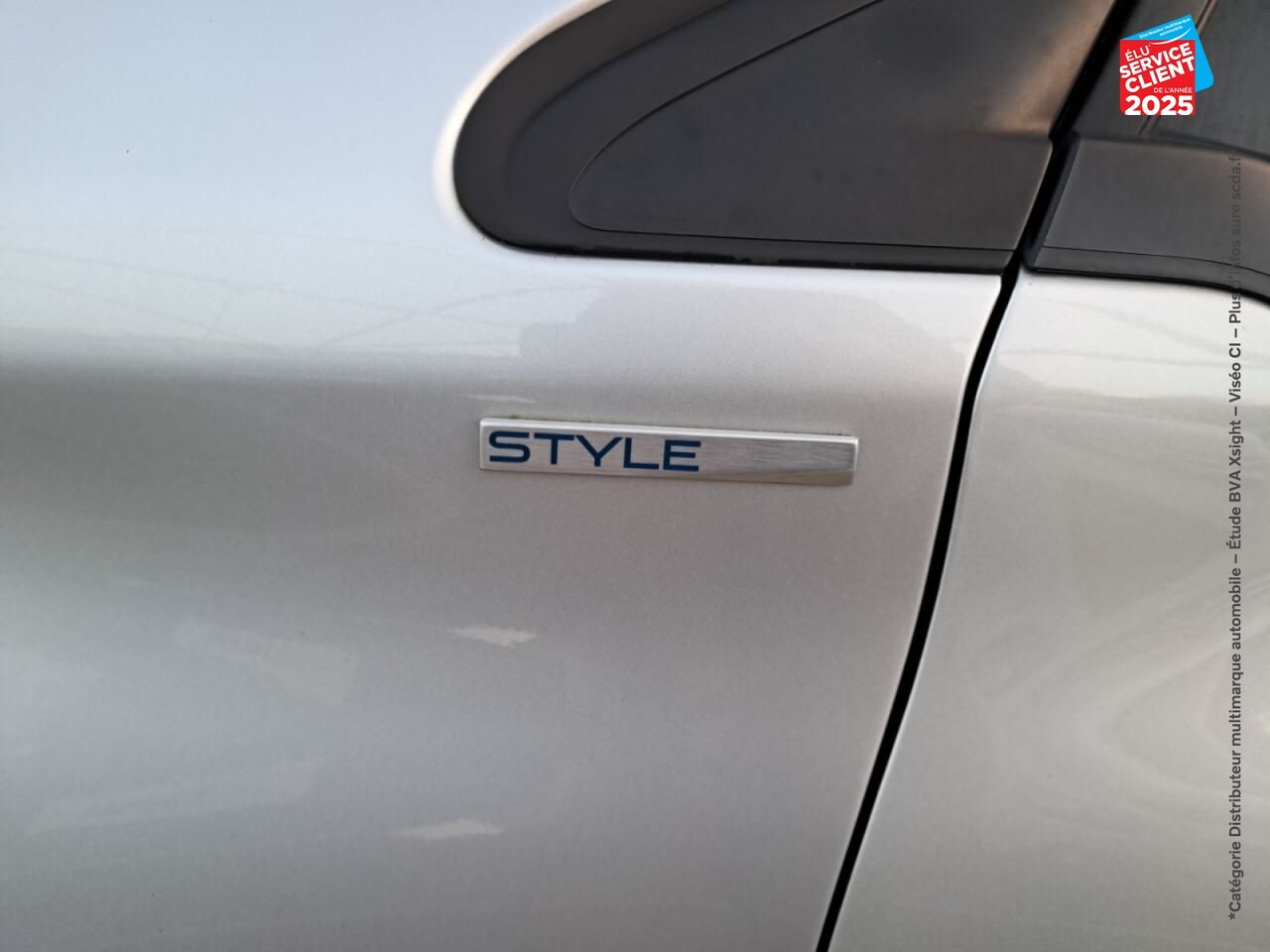 Véhicule d'occasion PEUGEOT 208 1.2 PURETECH 82CH STYLE 5P chez Toyota Saint Dizier