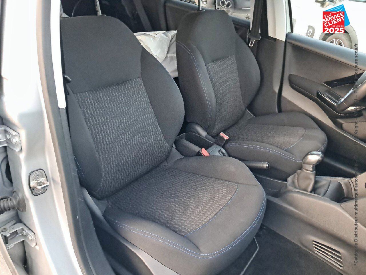 Véhicule d'occasion PEUGEOT 208 1.2 PURETECH 82CH STYLE 5P chez Toyota Saint Dizier