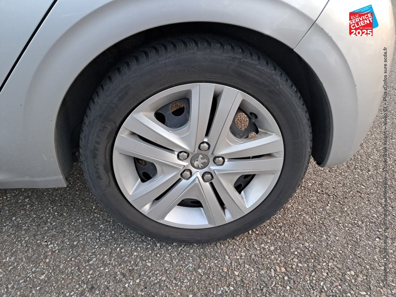 Véhicule d'occasion PEUGEOT 208 1.2 PURETECH 82CH STYLE 5P chez Toyota Saint Dizier