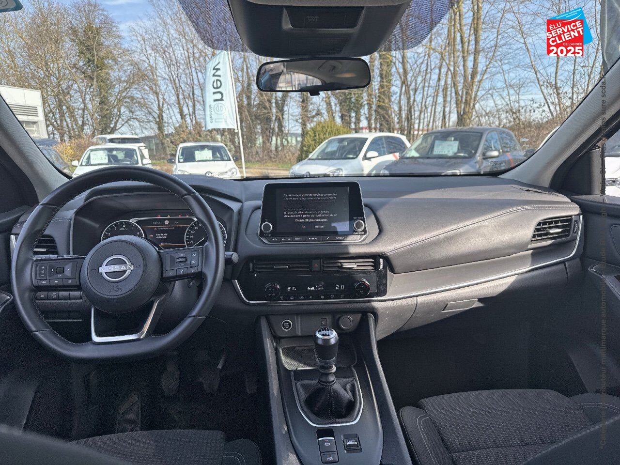 Véhicule d'occasion NISSAN QASHQAI 1.3 MILD HYBRID 140CH BUSINESS EDITION 2022 CAMERA chez Nissan Qashqai occasion