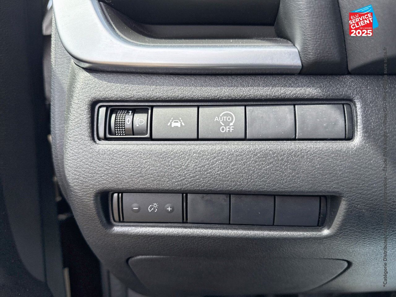 Véhicule d'occasion NISSAN QASHQAI 1.3 MILD HYBRID 140CH BUSINESS EDITION 2022 chez Opel Verdun