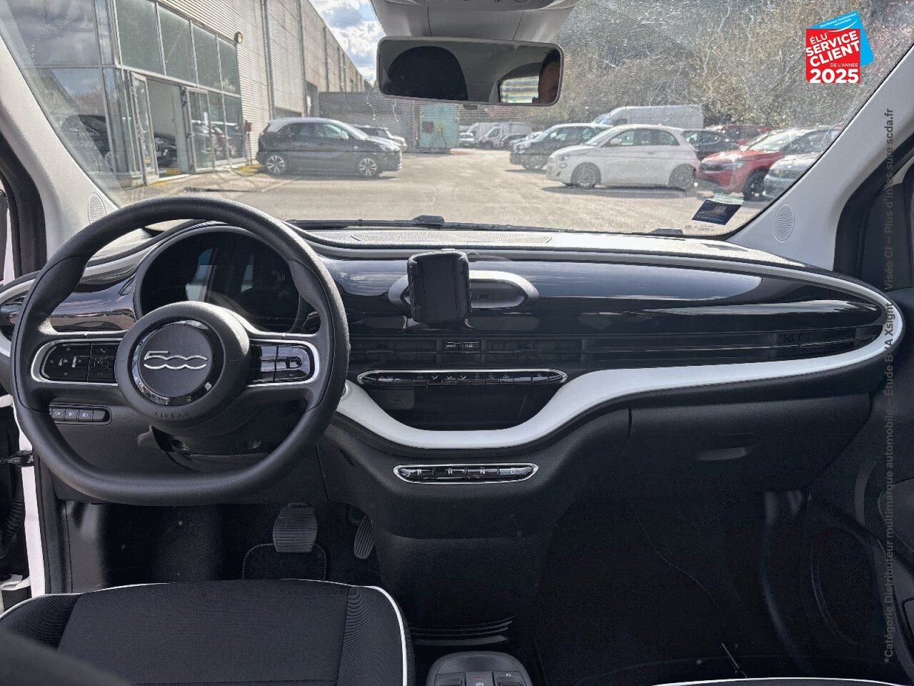 Véhicule d'occasion FIAT 500 E 95CH ACTION chez Hyundai Chalons