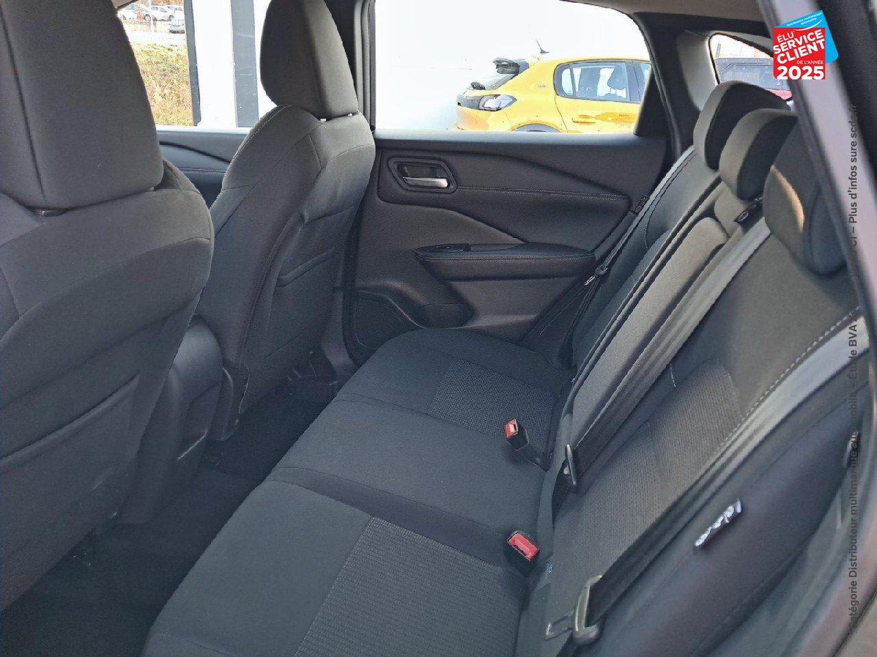 Véhicule d'occasion NISSAN QASHQAI 1.3 MILD HYBRID 140CH BUSINESS EDITION 2022 chez Toyota Metz