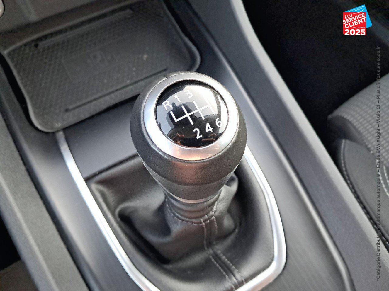 Véhicule d'occasion NISSAN QASHQAI 1.3 MILD HYBRID 140CH BUSINESS EDITION 2022 chez Renault Colmar
