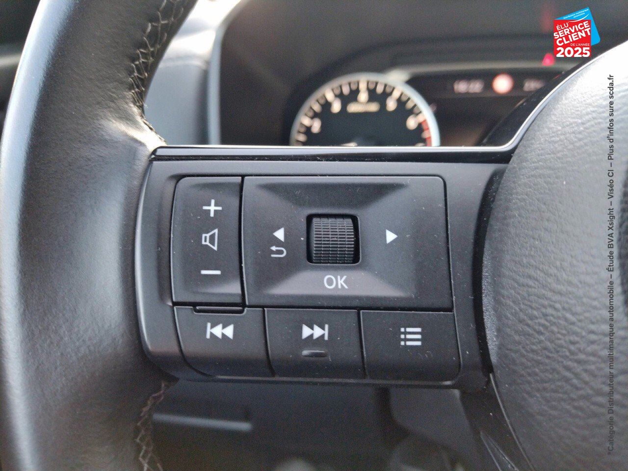 Véhicule d'occasion NISSAN QASHQAI 1.3 MILD HYBRID 140CH BUSINESS EDITION 2022 chez Nissan Qashqai occasion