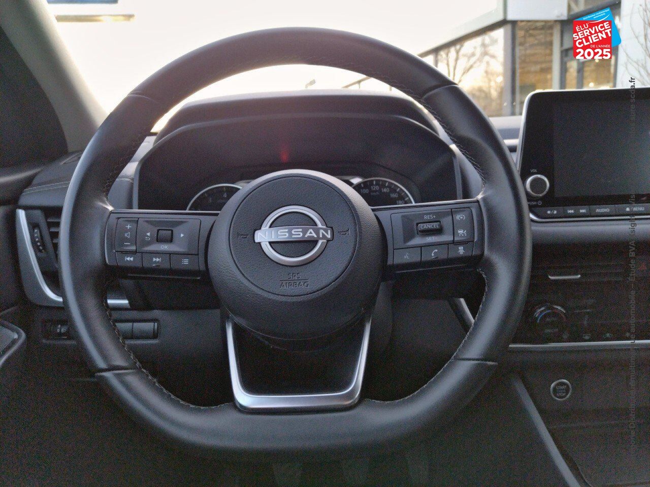 Véhicule d'occasion NISSAN QASHQAI 1.3 MILD HYBRID 140CH BUSINESS EDITION 2022 chez Nissan Qashqai occasion