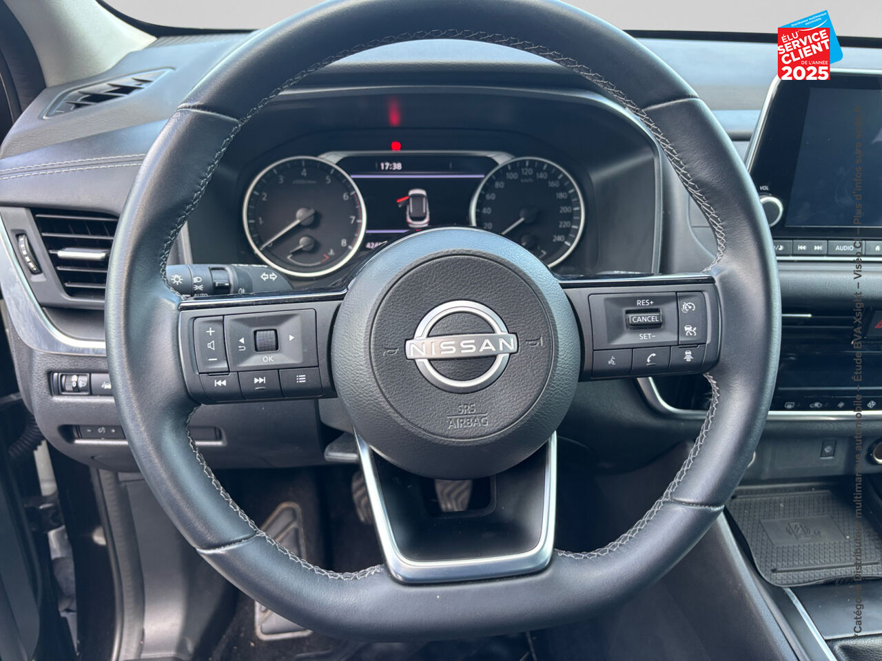 Véhicule d'occasion NISSAN QASHQAI 1.3 MILD HYBRID 140CH BUSINESS EDITION 2022 CAMERA chez Renault Saint-Louis