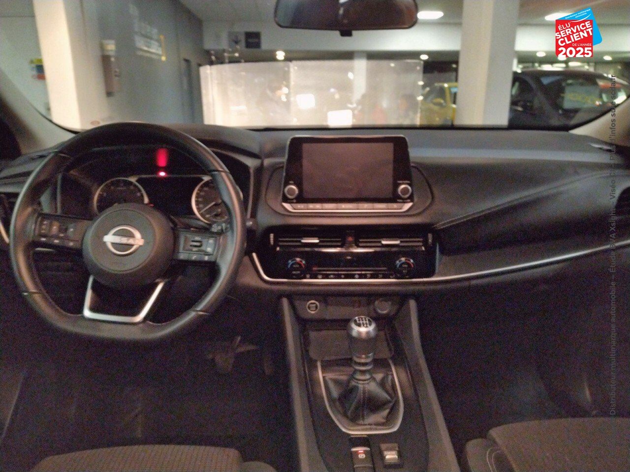 Véhicule d'occasion NISSAN QASHQAI 1.3 MILD HYBRID 140CH BUSINESS EDITION 2022 CAMERA chez Renault Colmar