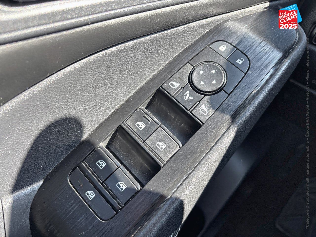 Véhicule d'occasion NISSAN QASHQAI 1.3 MILD HYBRID 140CH BUSINESS EDITION 2022 CAMERA chez Nissan Qashqai occasion
