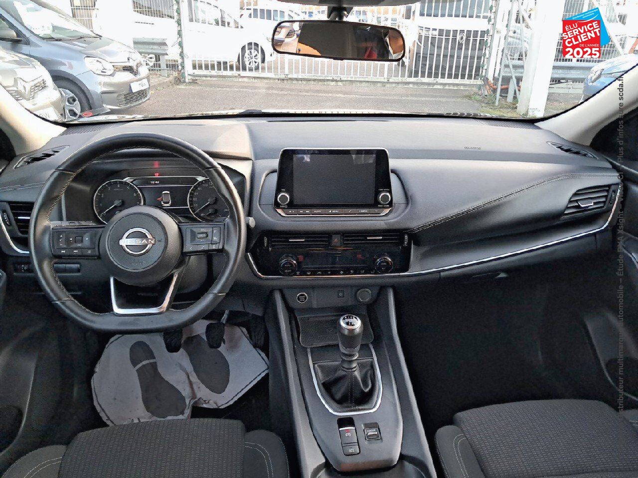 Véhicule d'occasion NISSAN QASHQAI 1.3 MILD HYBRID 140CH BUSINESS EDITION 2022 chez Nissan Montbéliard