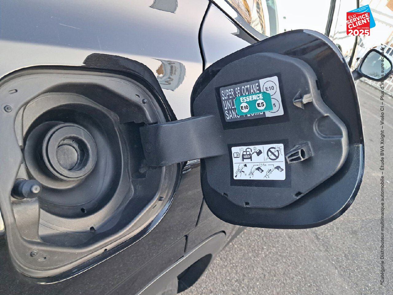 Véhicule d'occasion NISSAN QASHQAI 1.3 MILD HYBRID 140CH BUSINESS EDITION 2022 chez Nissan Montbéliard