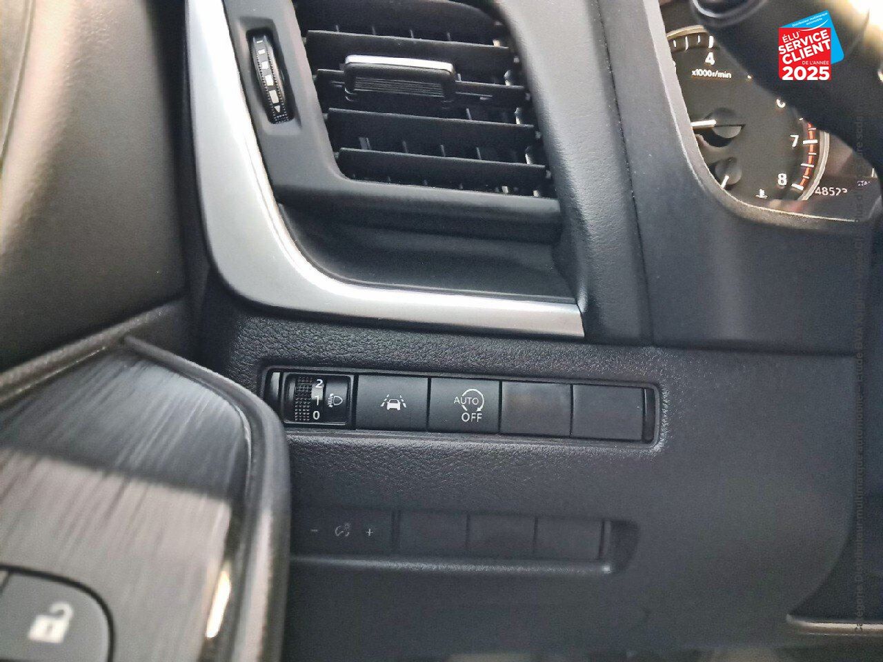 Véhicule d'occasion NISSAN QASHQAI 1.3 MILD HYBRID 140CH BUSINESS EDITION 2022 chez Nissan Montbéliard