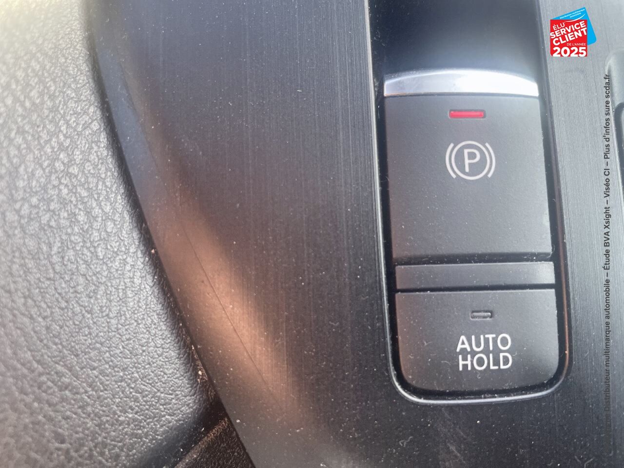Véhicule d'occasion NISSAN QASHQAI 1.3 MILD HYBRID 140CH BUSINESS EDITION 2022 chez Nissan Qashqai occasion
