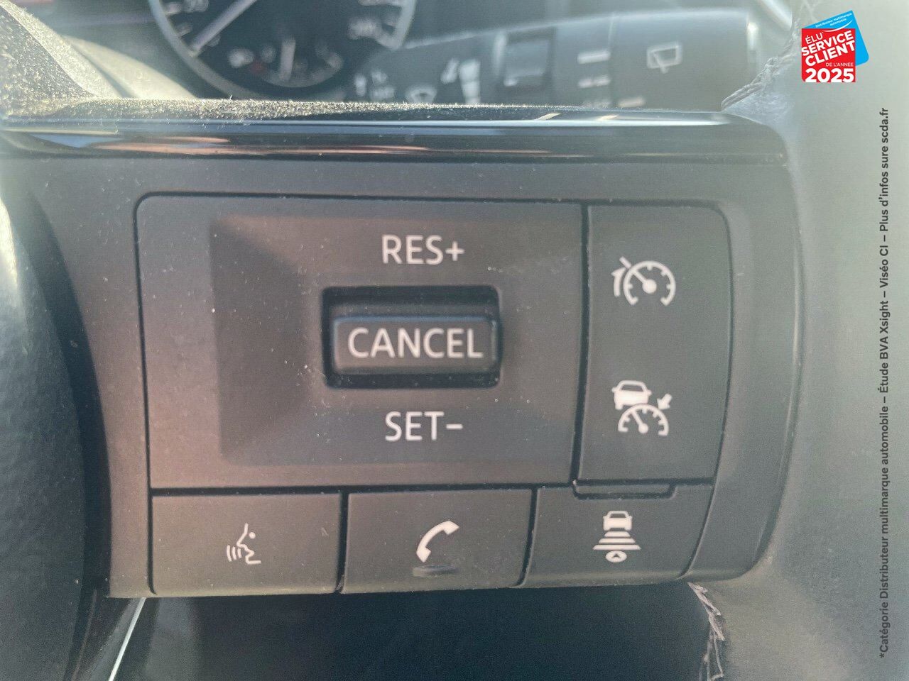Véhicule d'occasion NISSAN QASHQAI 1.3 MILD HYBRID 140CH BUSINESS EDITION 2022 chez Nissan Qashqai occasion