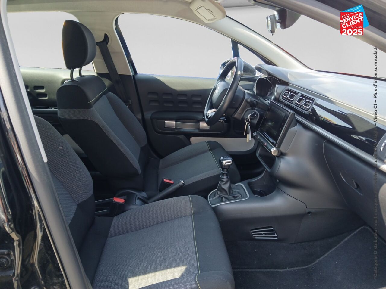 Véhicule d'occasion CITROEN C3 PURETECH 110CH SHINE SS E6.D-TEMP chez Renault Colmar
