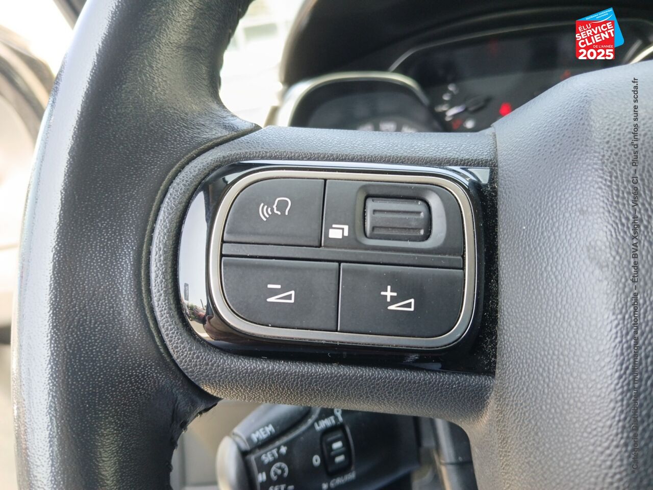Véhicule d'occasion CITROEN C3 PURETECH 110CH SHINE SS E6.D-TEMP chez Renault Colmar