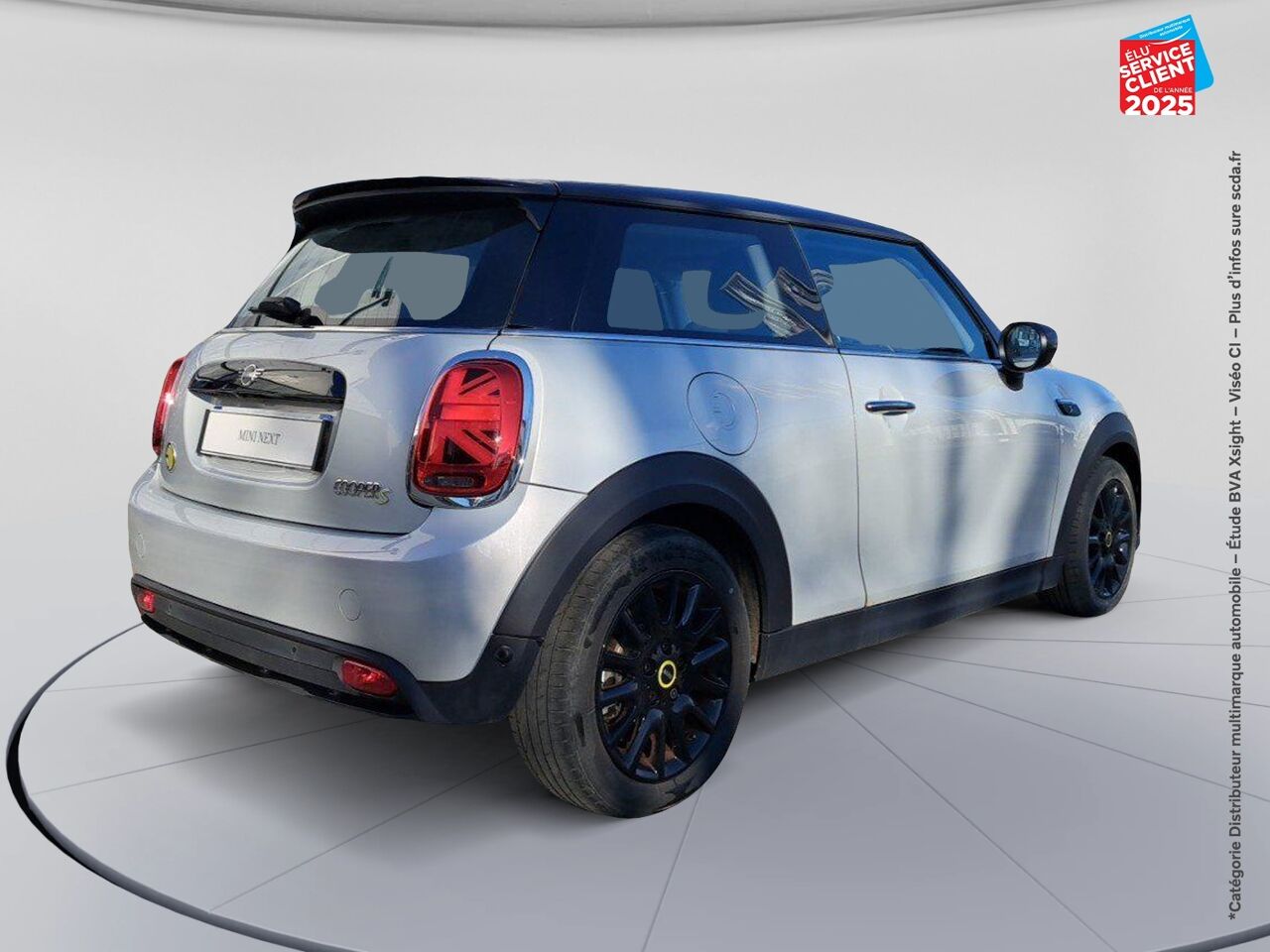 Véhicule d'occasion MINI MINI COOPER SE 184CH BUSINESS DESIGN BVA chez BMW Dole