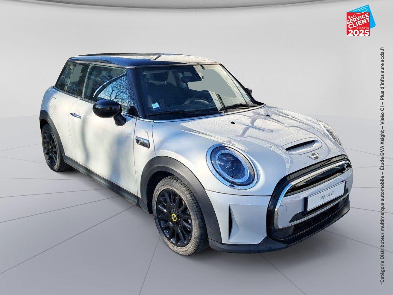 Véhicule d'occasion MINI MINI COOPER SE 184CH BUSINESS DESIGN BVA chez BMW Dole