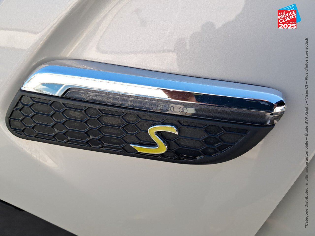 Véhicule d'occasion MINI MINI COOPER SE 184CH BUSINESS DESIGN BVA chez BMW Dole