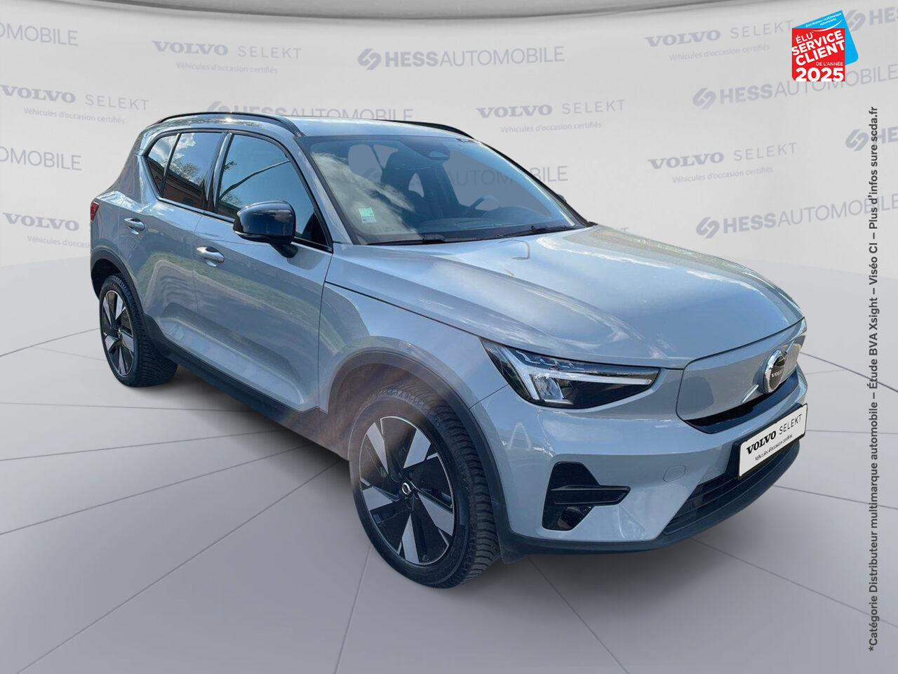 Véhicule d'occasion VOLVO XC40 RECHARGE 238CH ESSENTIAL chez BMW Besançon