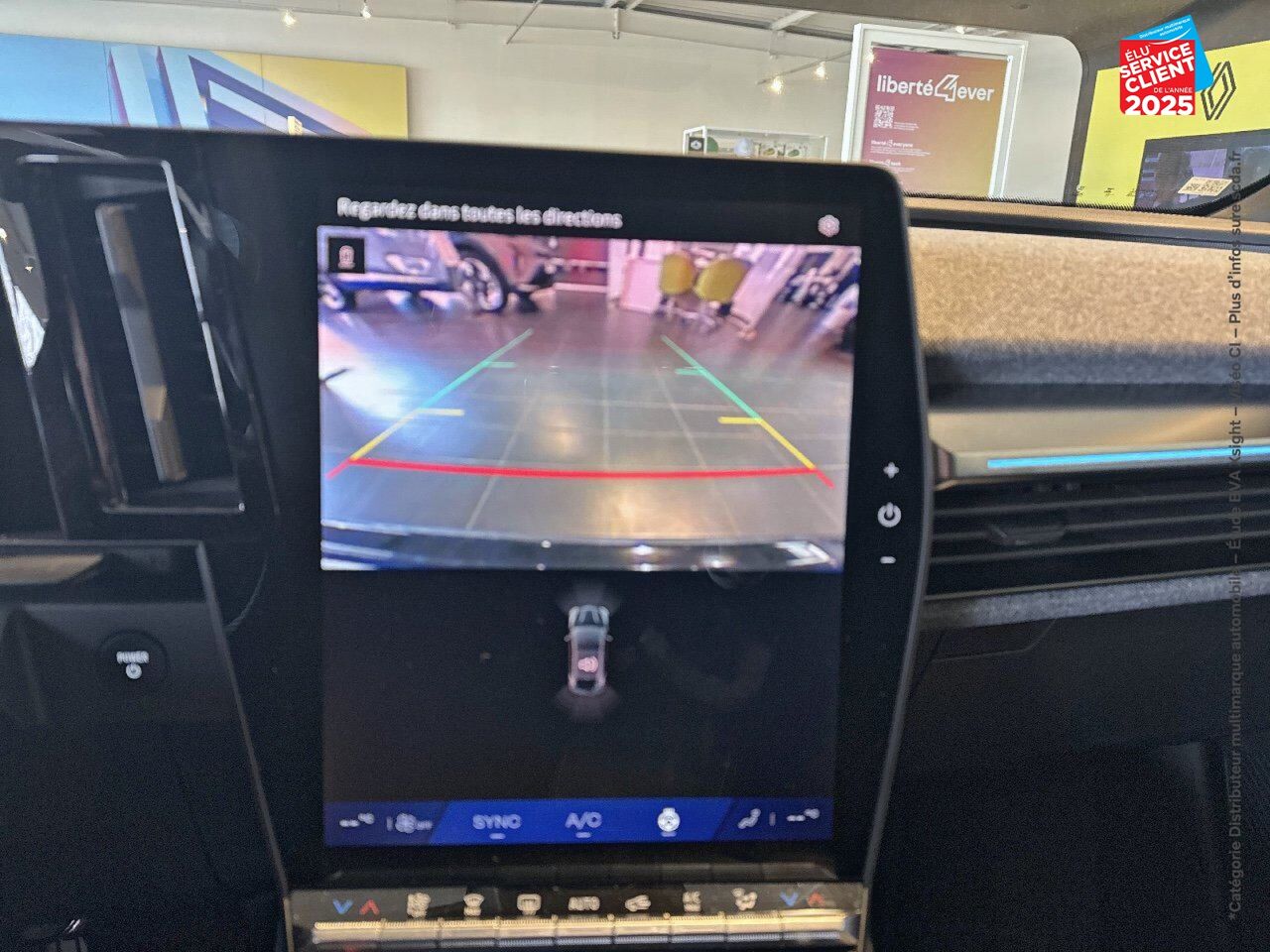 Véhicule d'occasion RENAULT MEGANE E-TECH ELECTRIC 220CH TECHNO AUTONOMIE CONFORT -24 chez Hyundai Chalons