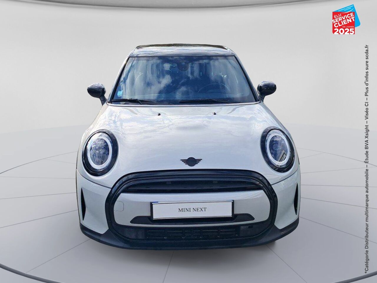 Véhicule d'occasion MINI MINI 5 PORTES COOPER 136CH EDITION PREMIUM BVA7 SIEGES CHAUF/CUIR GPS CAMERA CARPLAY chez Renault Saint-Louis