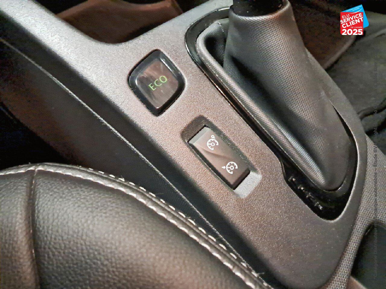 Véhicule d'occasion RENAULT ZOE ICONIC R110 MY19 chez Renault Colmar