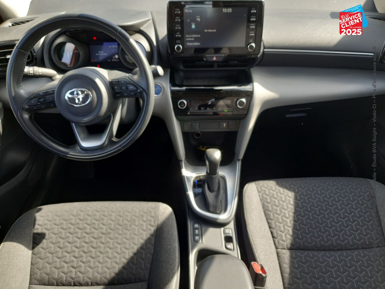 Véhicule d'occasion TOYOTA YARIS CROSS 116H DYNAMIC MY22 CAMERA chez Toyota Besançon