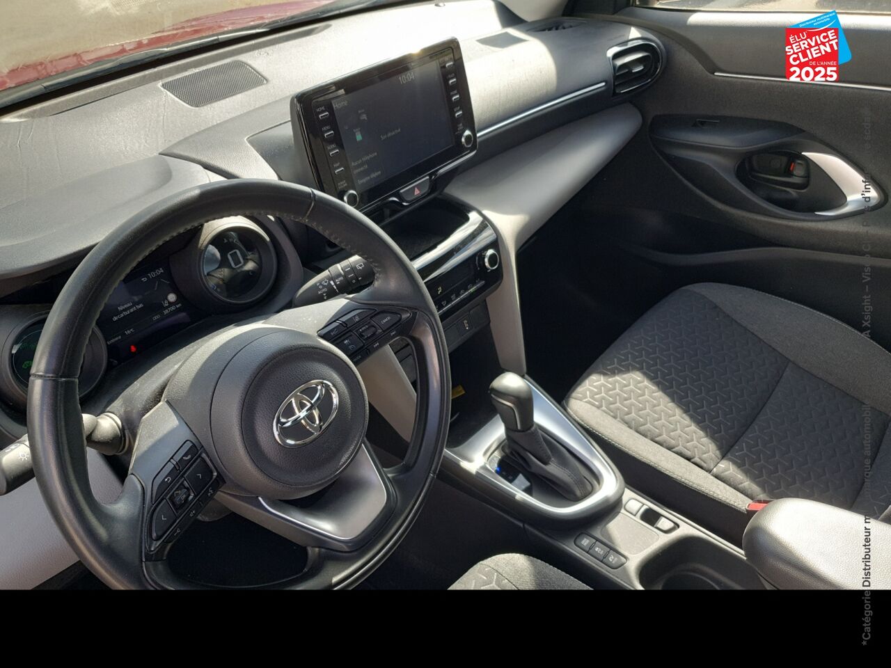 Véhicule d'occasion TOYOTA YARIS CROSS 116H DYNAMIC MY22 CAMERA chez Toyota Besançon