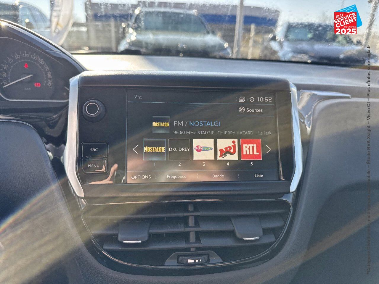 Véhicule d'occasion PEUGEOT 208 AFFAIRE 1.6 BLUEHDI 100CH SS PREMIUM PACK EURO6C chez Renault Saint-Louis