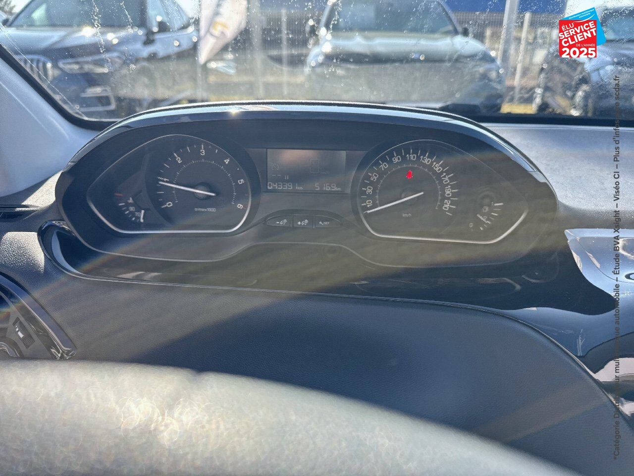 Véhicule d'occasion PEUGEOT 208 AFFAIRE 1.6 BLUEHDI 100CH SS PREMIUM PACK EURO6C chez Renault Saint-Louis
