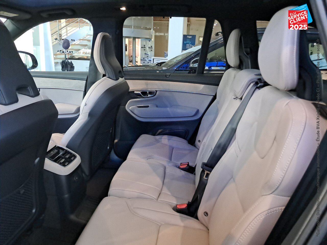 Véhicule d'occasion VOLVO XC90 T8 AWD 310 + 145CH ULTRA STYLE CHROME GEARTRONIC chez Hyundai Epernay