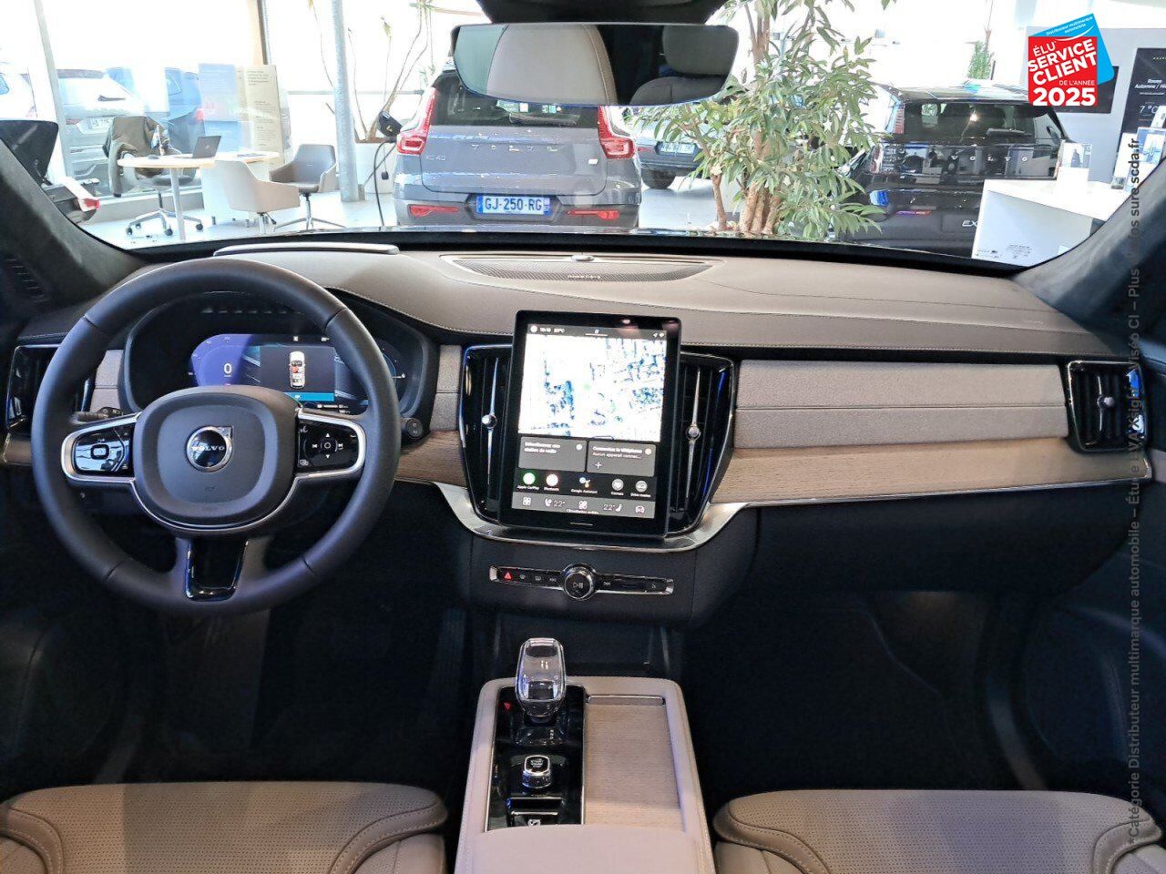 Véhicule d'occasion VOLVO XC90 T8 AWD 310 + 145CH ULTRA STYLE CHROME GEARTRONIC chez Hyundai Epernay