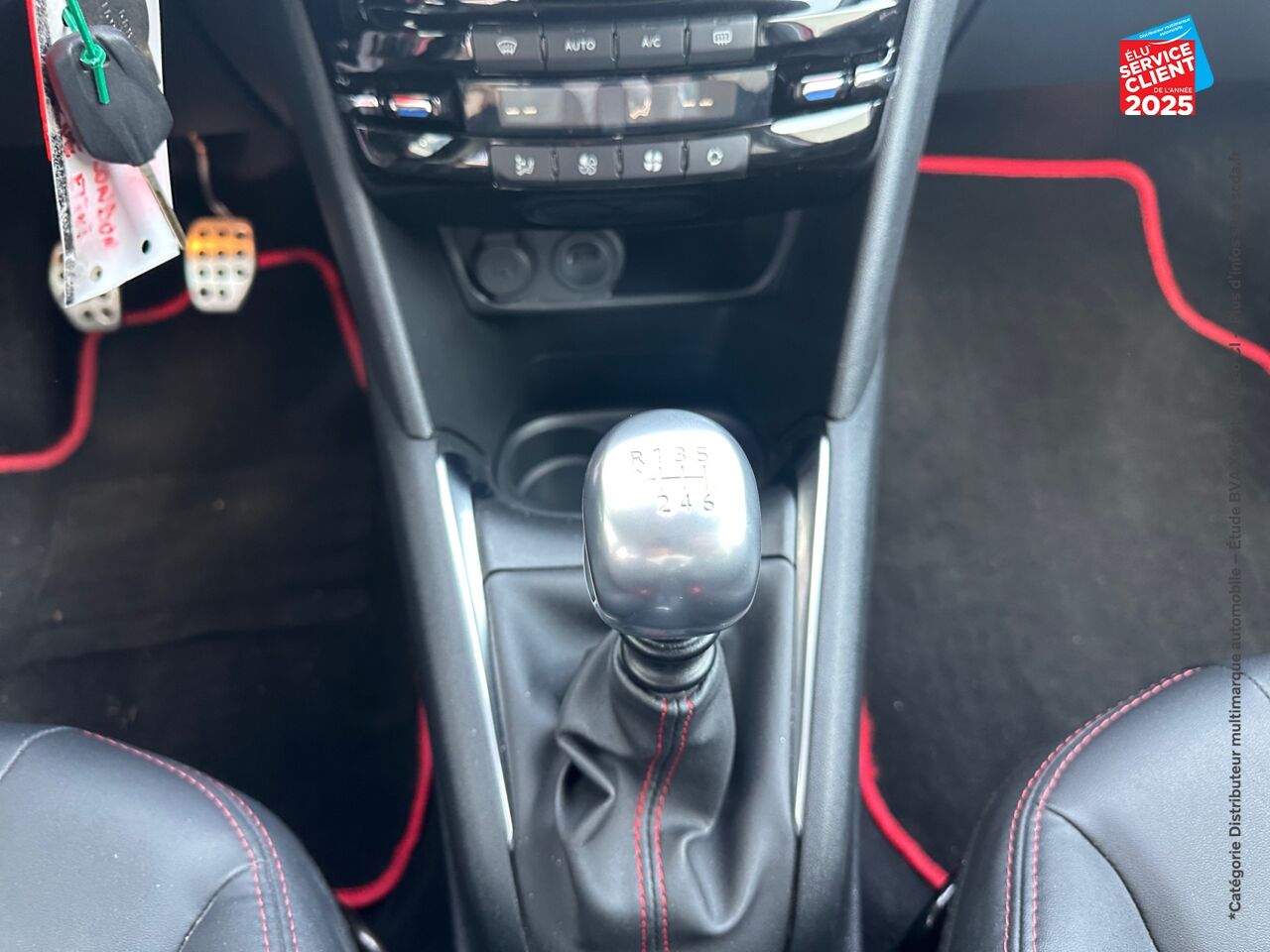 Véhicule d'occasion PEUGEOT 208 1.2 PURETECH 110CH E6.C GT LINE SS 5P chez Toyota Thionville