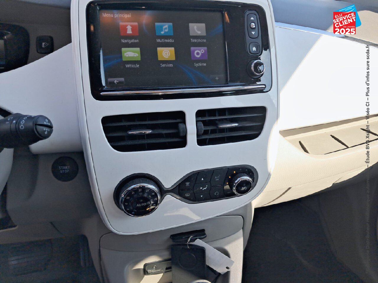 Véhicule d'occasion RENAULT ZOE ZEN CHARGE NORMALE R90 chez Renault Belfort
