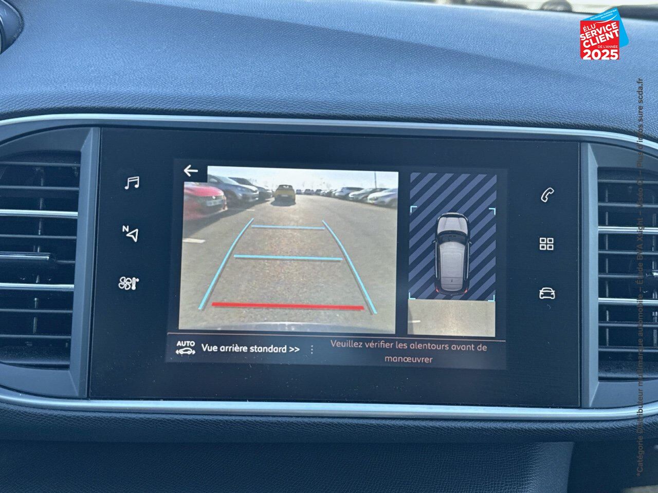 Véhicule d'occasion PEUGEOT 308 1.2 PURETECH 130CH E6.3 S/S ALLURE GPS CAMERA CARPLAY chez Fiat Besançon