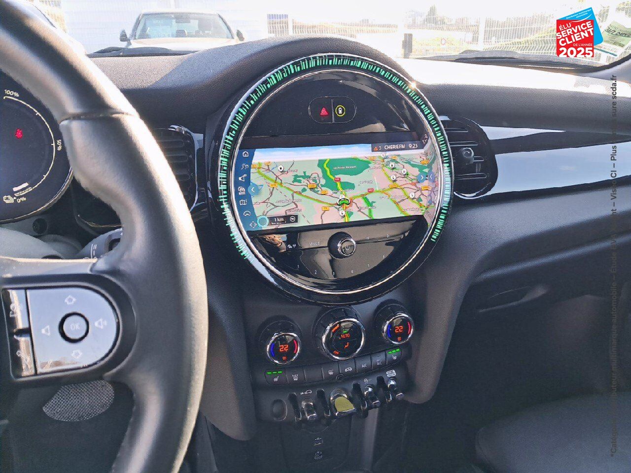Véhicule d'occasion MINI MINI COOPER SE 184CH EDITION PREMIUM BVA 5CV SIEGES CHAUF GPS CAMERA chez BMW Pontarlier
