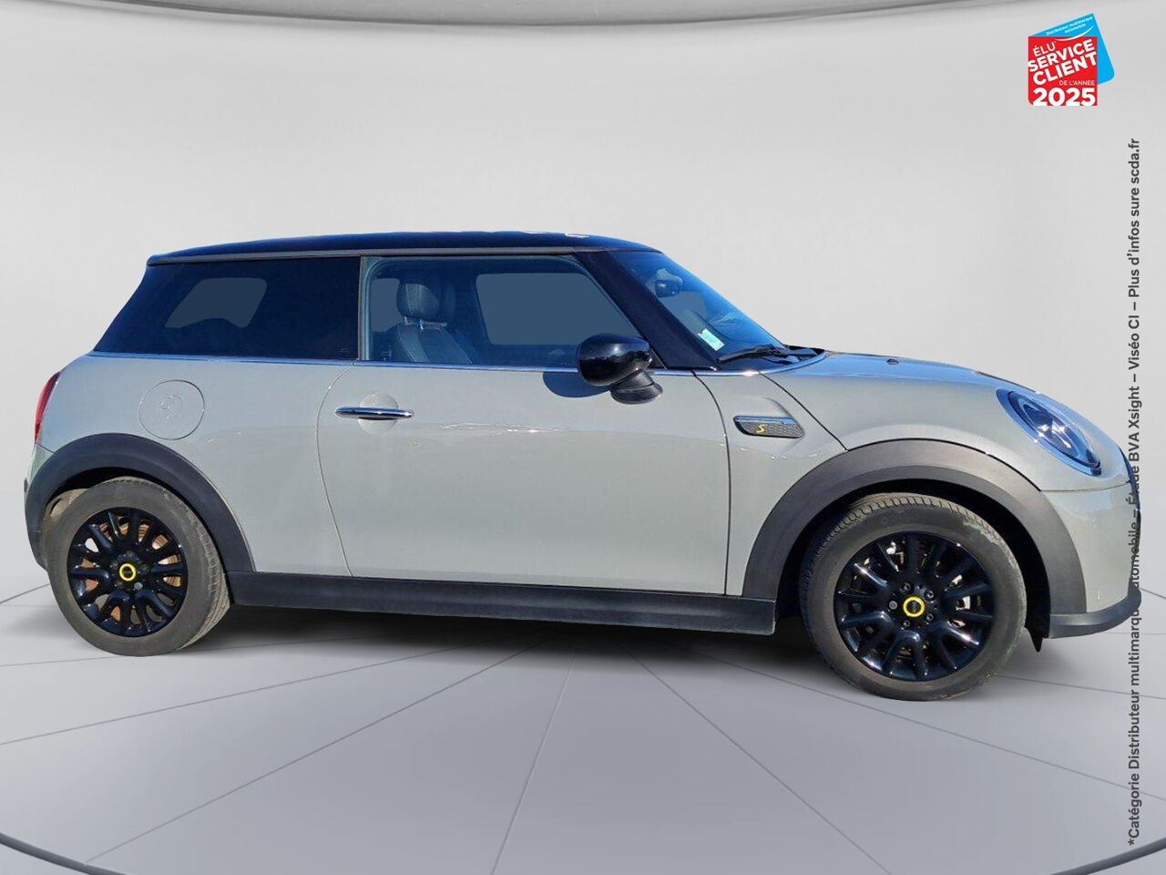 Véhicule d'occasion MINI MINI COOPER SE 184CH EDITION PREMIUM BVA 5CV SIEGES CHAUF GPS CAMERA chez BMW Pontarlier