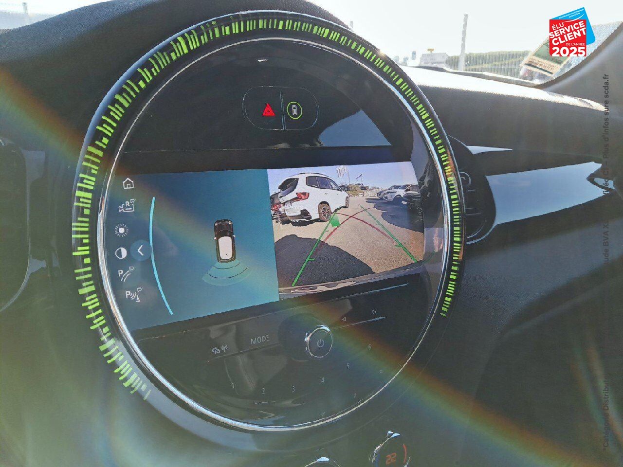 Véhicule d'occasion MINI MINI COOPER SE 184CH EDITION PREMIUM BVA 5CV SIEGES CHAUF GPS CAMERA chez BMW Pontarlier