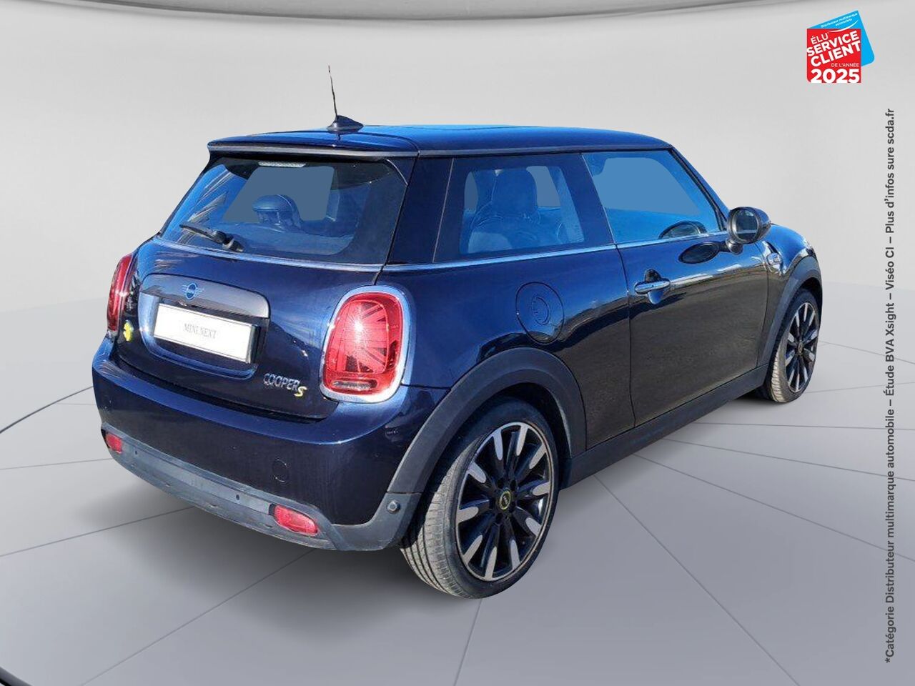 Véhicule d'occasion MINI MINI COOPER SE 184CH YOURS BVA chez BMW Pontarlier