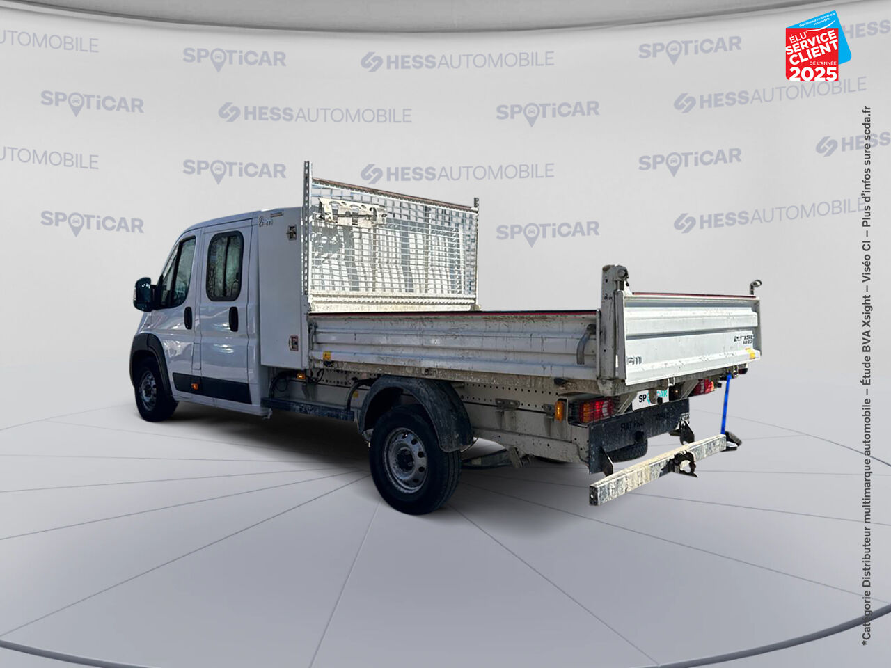 Véhicule d'occasion FIAT DUCATO BENNE 3.5 MAXI XL 2.3 MULTIJET 140CH ACIER DOUBLE CABINE PACK PRO NAV + COFFRE JPM E6D chez Renault Colmar