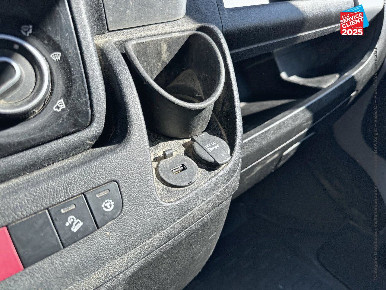 Véhicule d'occasion FIAT DUCATO BENNE 3.5 MAXI XL 2.3 MULTIJET 140CH ACIER DOUBLE CABINE PACK PRO NAV + COFFRE JPM E6D chez Renault Colmar