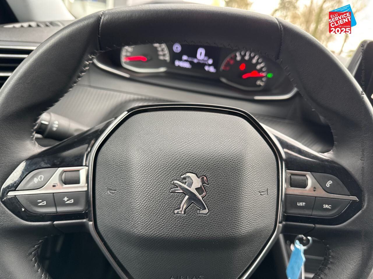 Véhicule d'occasion PEUGEOT 2008 1.2 PURETECH 100CH SS ACTIVE chez Toyota Thionville