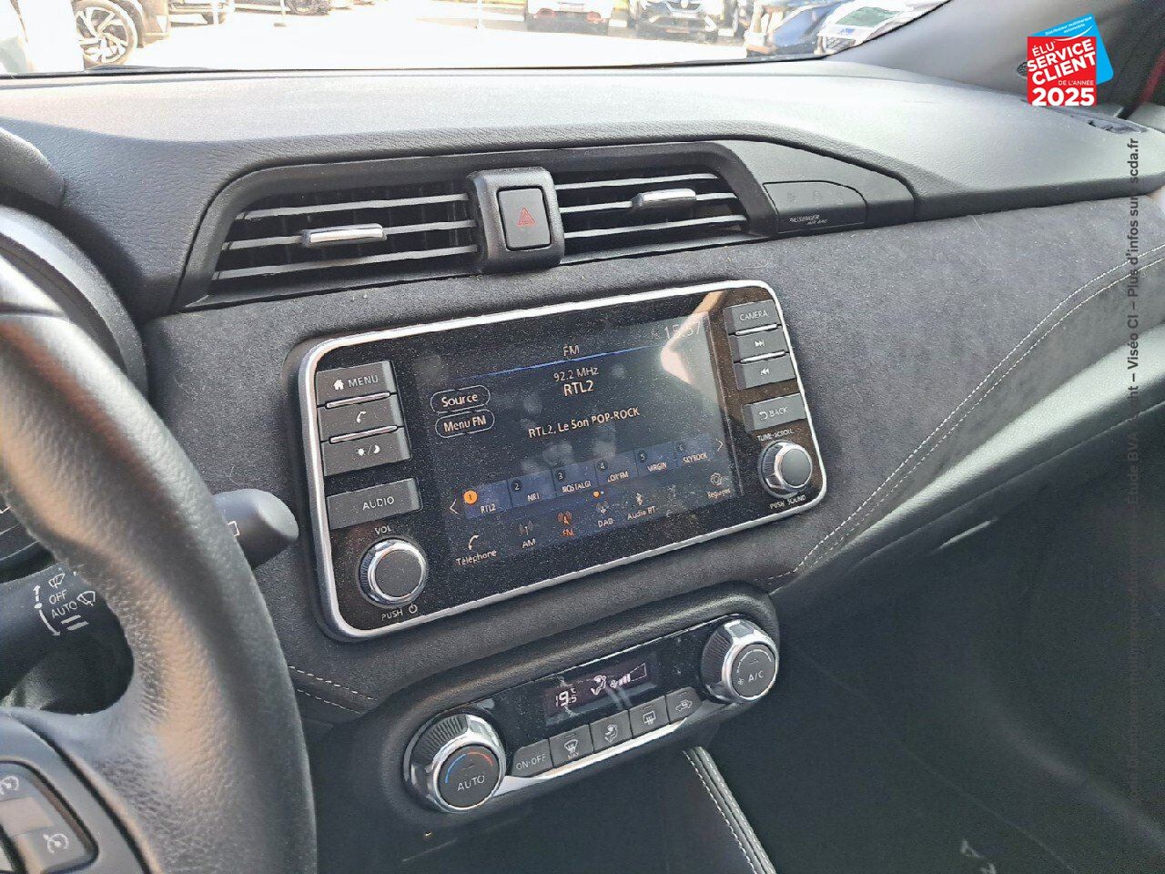 Véhicule d'occasion NISSAN MICRA 1.0 IG-T 92CH N-SPORT XTRONIC 2021.5 chez Renault Saint-Louis