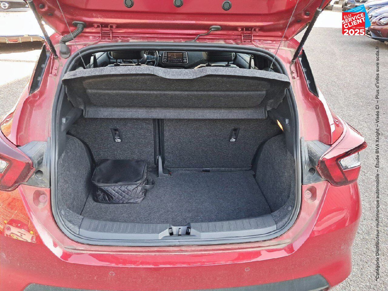 Véhicule d'occasion NISSAN MICRA 1.0 IG-T 92CH N-SPORT XTRONIC 2021.5 chez Renault Saint-Louis