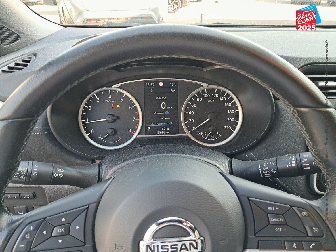 Véhicule d'occasion NISSAN MICRA 1.0 IG-T 92CH N-SPORT XTRONIC 2021.5 chez Renault Saint-Louis
