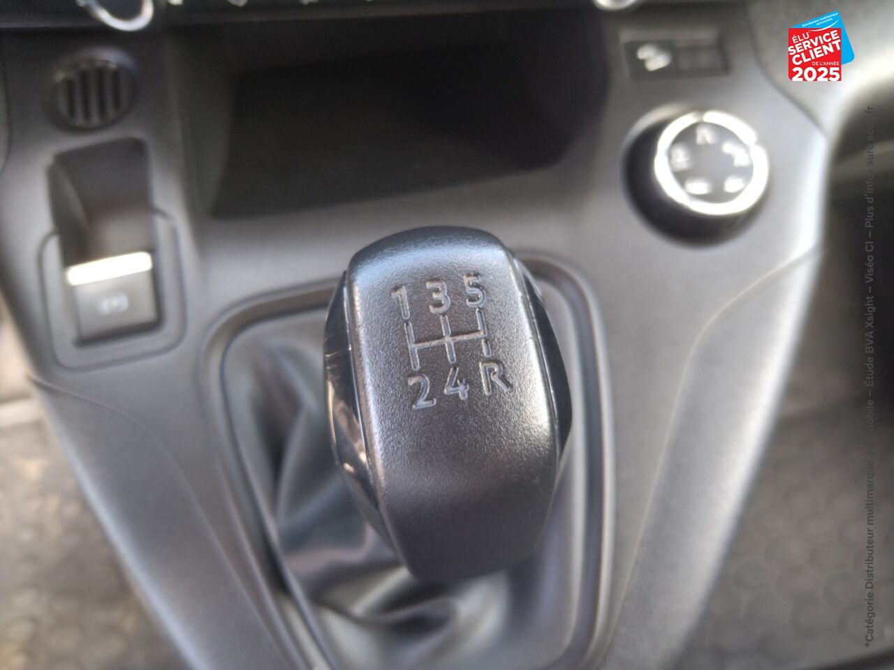 Véhicule d'occasion PEUGEOT PARTNER STANDARD 1000KG BLUEHDI 100CH SS BVM5 GRIP chez Toyota Thionville